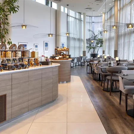 Radisson Blu Hotel, Trondheim Airport Hotel 4*