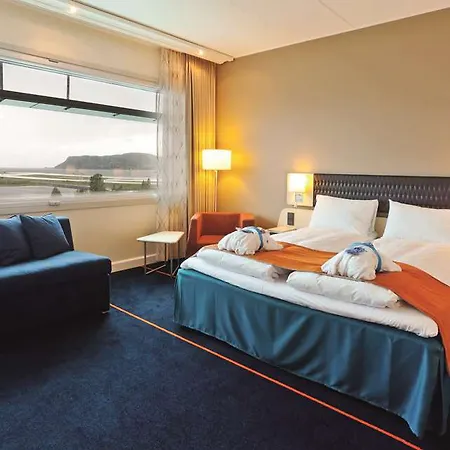 Radisson Blu Hotel, Trondheim Airport מלון Jordalen